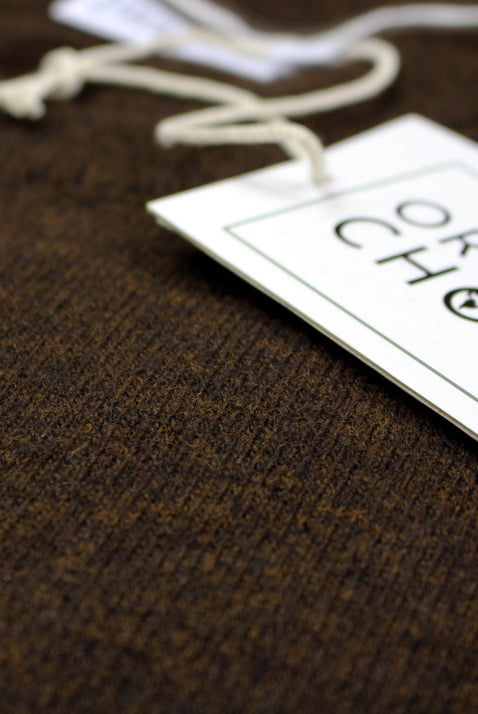 Jersey de Lana Orgánica Marrón Detalle