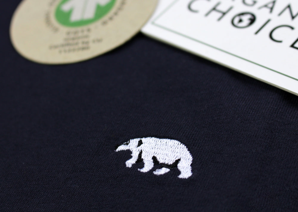 Camiseta Algodón Orgánico Azul Navy - Oso Polar Detalle Hombre