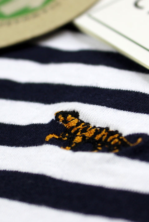 Camiseta Algodón Orgánico a Rayas - Tigre Detalle Hombre